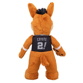 Coyote pose ready for quick play or social media photos