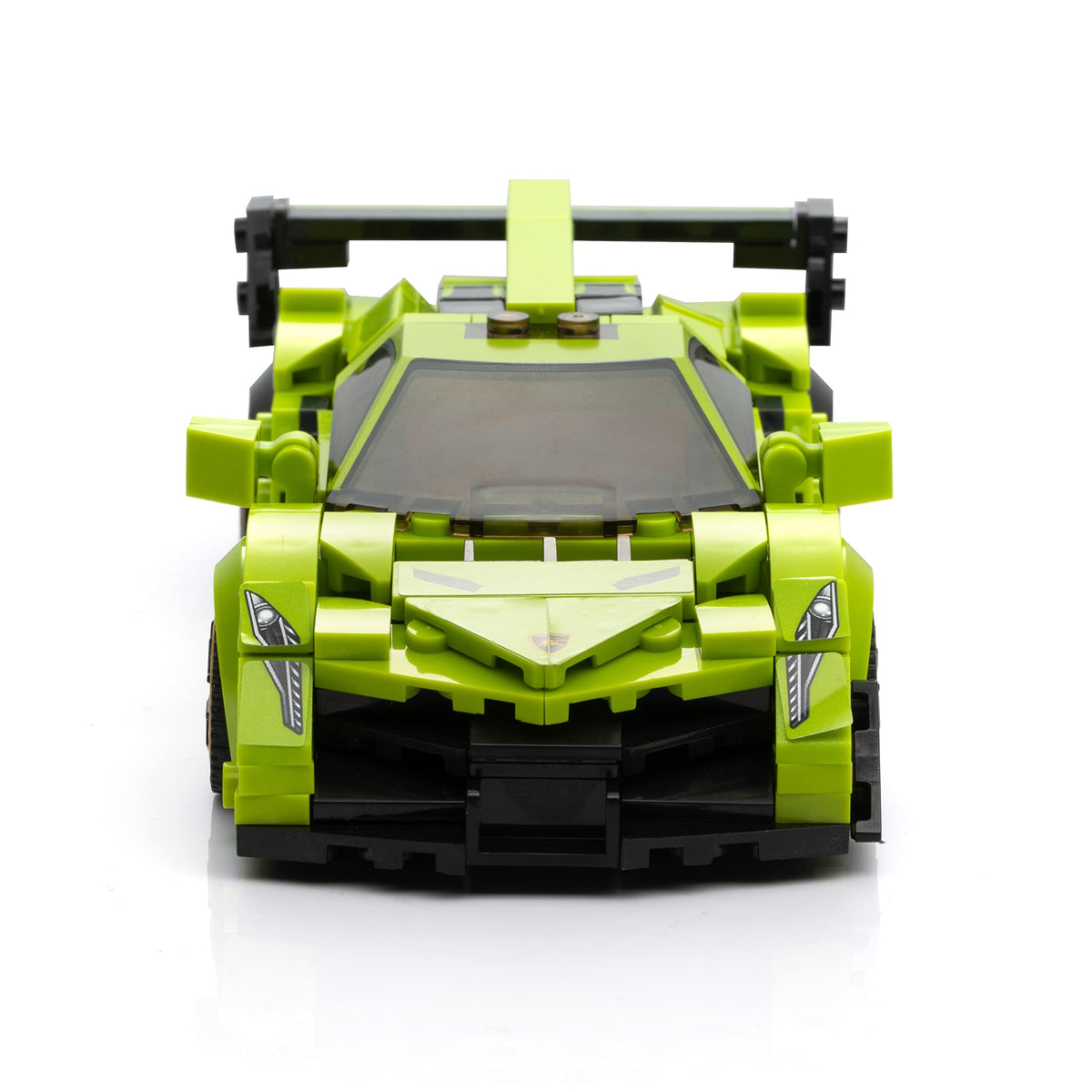 Block Builder Lambo engine-detail reveals realistic rear engine for authentic building experience.