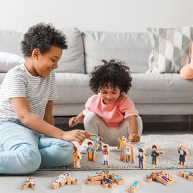 Blosssound construction worker figure supports teamwork and building-themed adventures