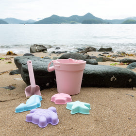 BLUE GINKGO pink-finish beach toy set for stylish, travel-ready fun