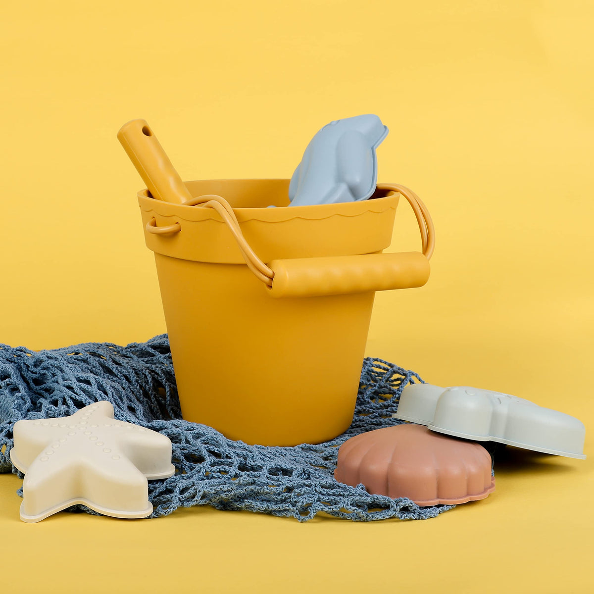 BLUE GINKGO dolphin mold shapes sand into sea life