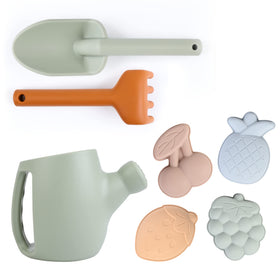 BLUE GINKGO watering can in green silicone, ideal for outdoor play and easy cleanup.