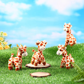 Blueweenly tiny giraffe plush keychain for bags and accessories