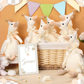 Blueweenly beige hats complete the theme with cute, cohesive party accents.