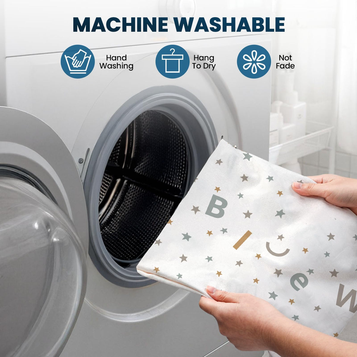 BlueWood Pikler cushion shows four zippered pockets for quick access and cleaning.