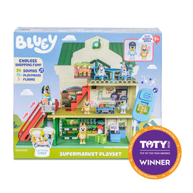 Bluey and Bingo playset contents include 15+ pieces for decorating and role play.