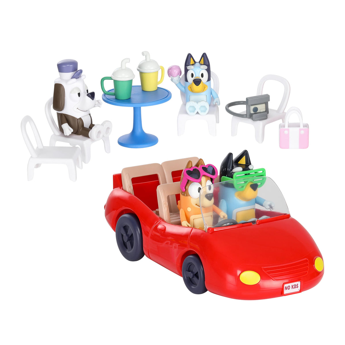 Bluey Escape convertible vehicle with four figures for imaginative play and storytelling