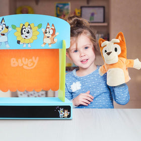 Bluey backdrops swap easily for ongoing play sessions.