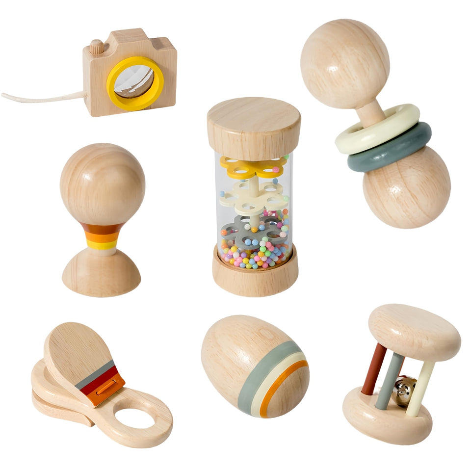 BONOVISTA wooden baby toy set close-up highlighting natural finish for safe tactile play.