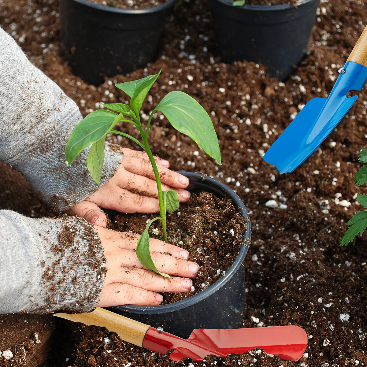 Born Toys Garden Apron with Pockets image keeping tools handy