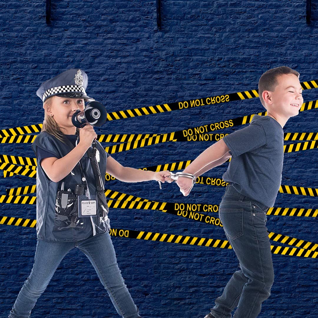 Born Toys walkie talkie enables kid-friendly communications during play.