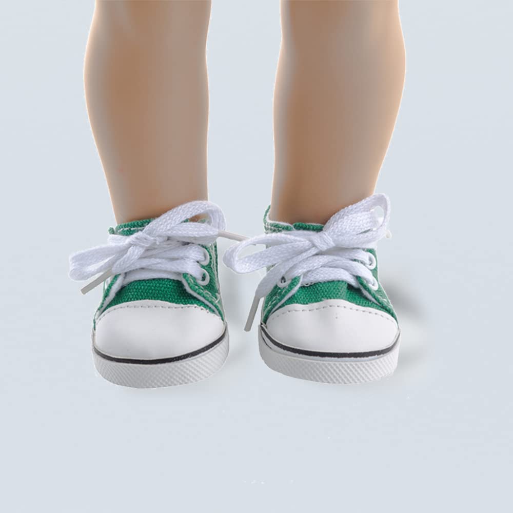 BOSOIRSOU 18-inch doll slippers for cozy indoor scenes.