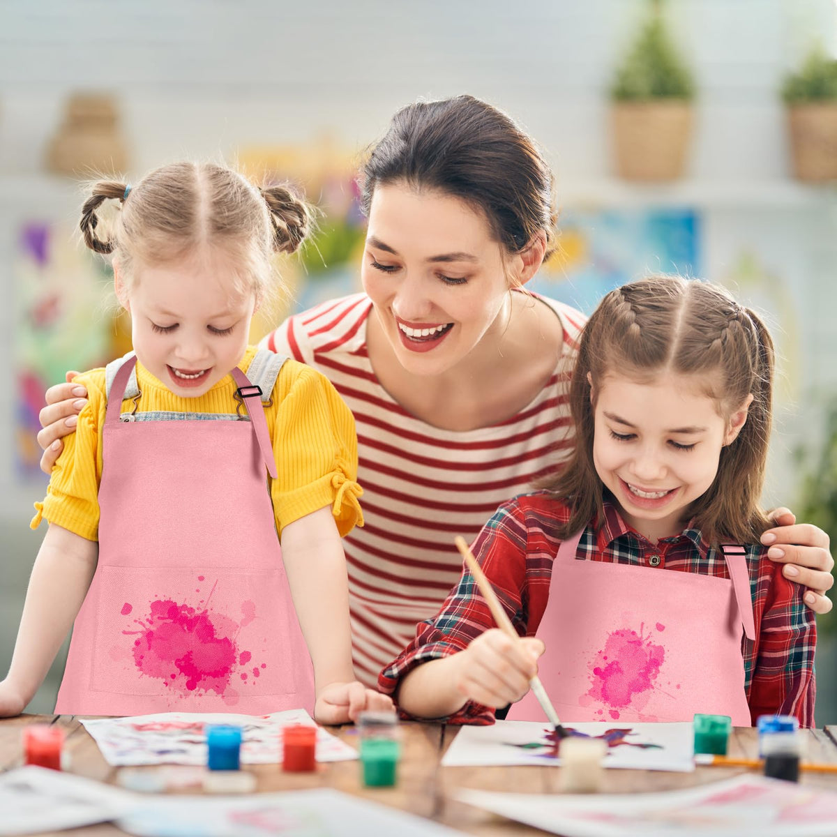 BOUBONI durable machine-washable kids apron designed for repeated use.