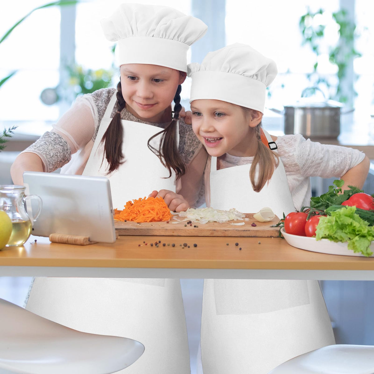 Bouiexye 10-set with hats and aprons for group activities.