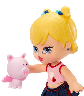 Bratz Big Babyz Cloe earrings and shoes complete the outfit