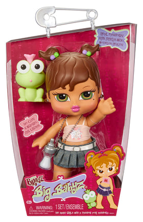 Bratz Big Babyz Yasmin wearing a pink top and denim skirt for nostalgic fashion play.