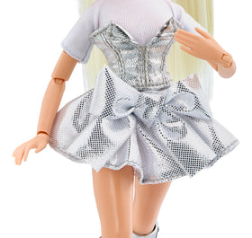 Bratz Charmz Cloe with silver bracelet and charm for mix and match
