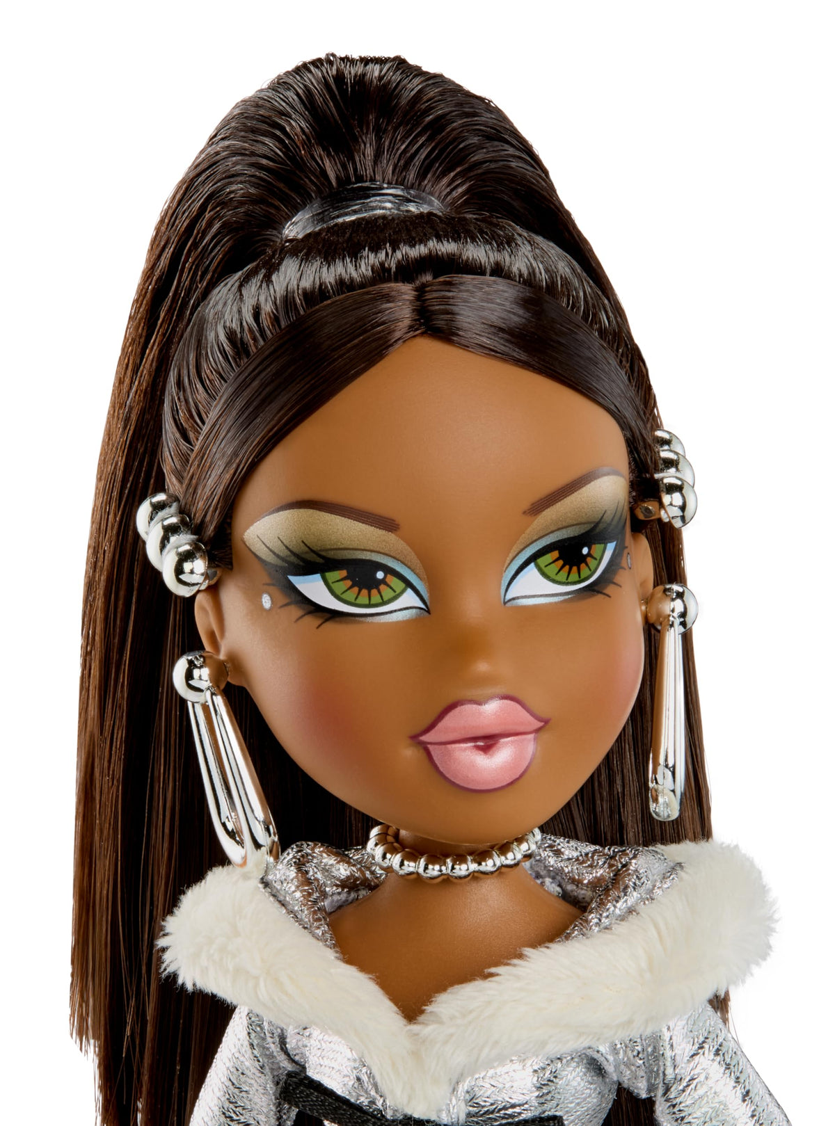 Premium Bratz Charmz packaging with display-worthy art