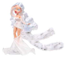 Cloe blue rose ice cube purse adds color for posing scenes.