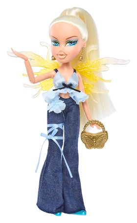 Bratz Fashion Pixiez Cloe yellow wings: bright wings add sparkle to magical adventures.