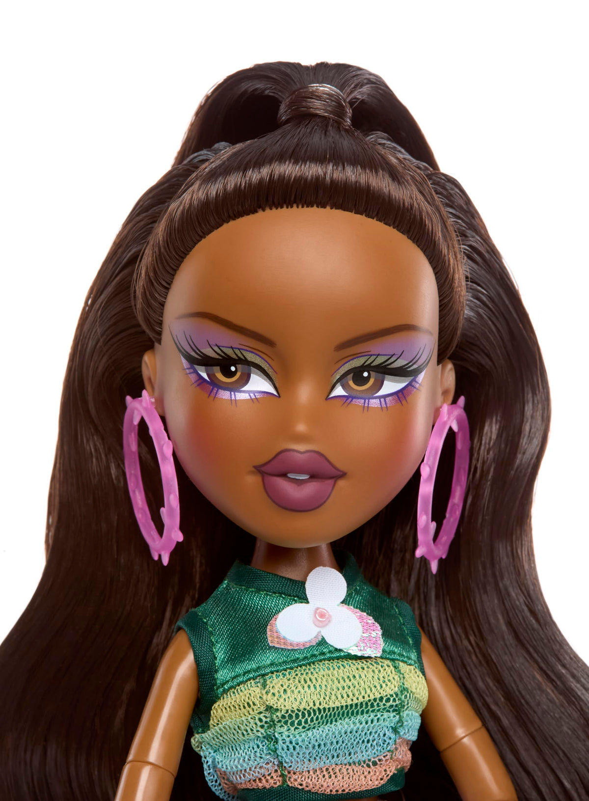 Bratz Fashion Pixiez Sasha ombre eyeshadow for a vivid fantasy look.