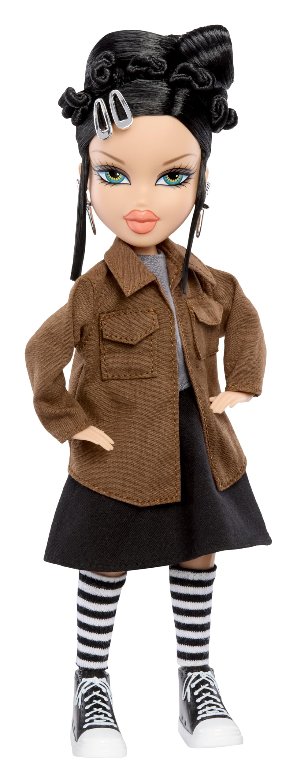 Bratz Janis grey tee oversized jacket look for edgy style play