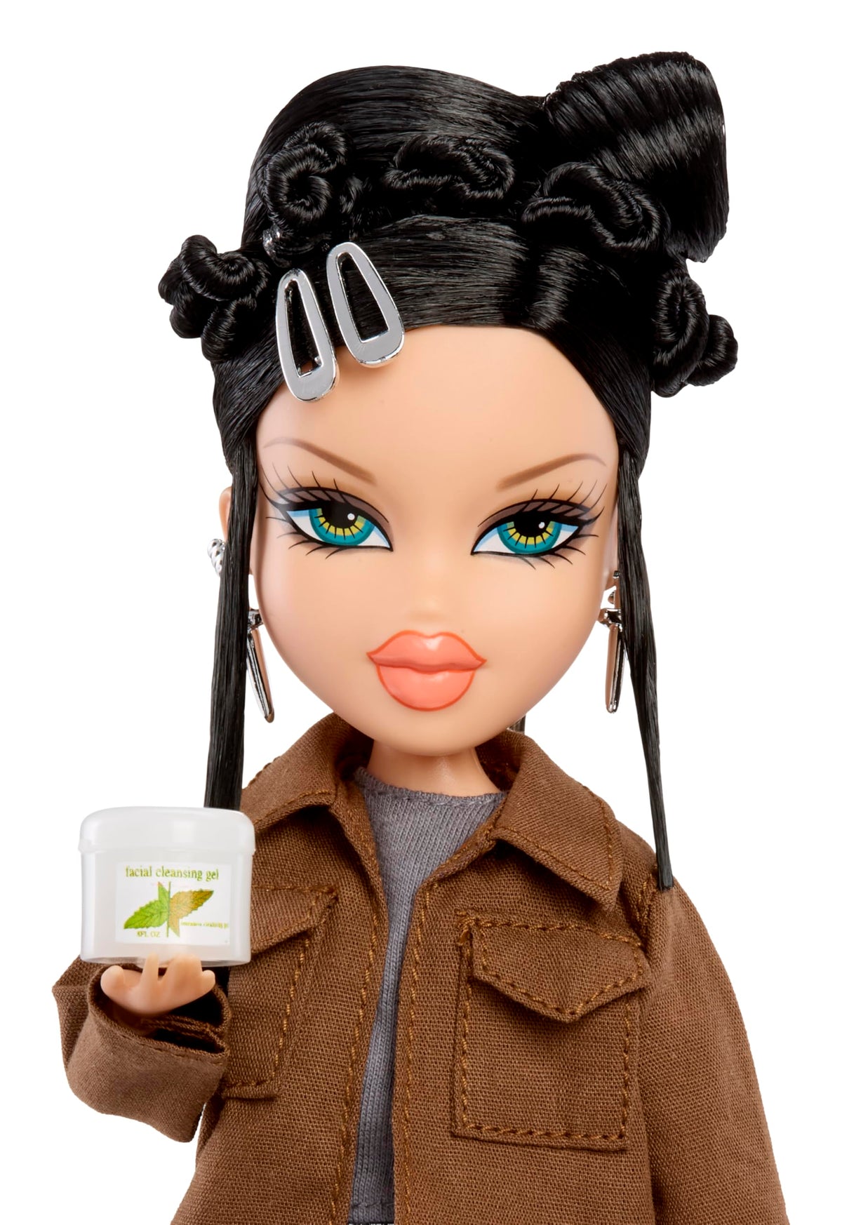 Bratz Janis striped socks and sneakers for accessory storytelling