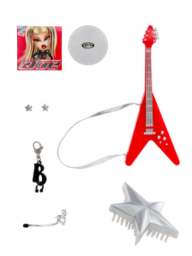 Bratz Pop Starz Cloe makeup with bold red lips and smoky eyes