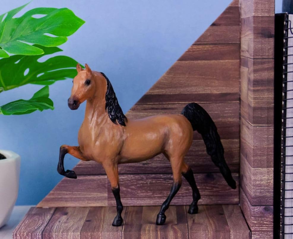 Breyer Paint Your Own Horse color kit with six paints for versatile palettes