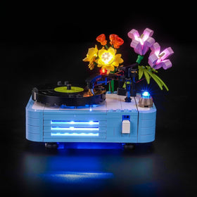 Safe, low-voltage Brickshining design for LEGO model lighting