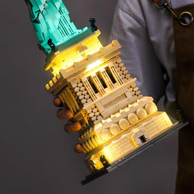 Notice that the LEGO model is not included with the lighting kit