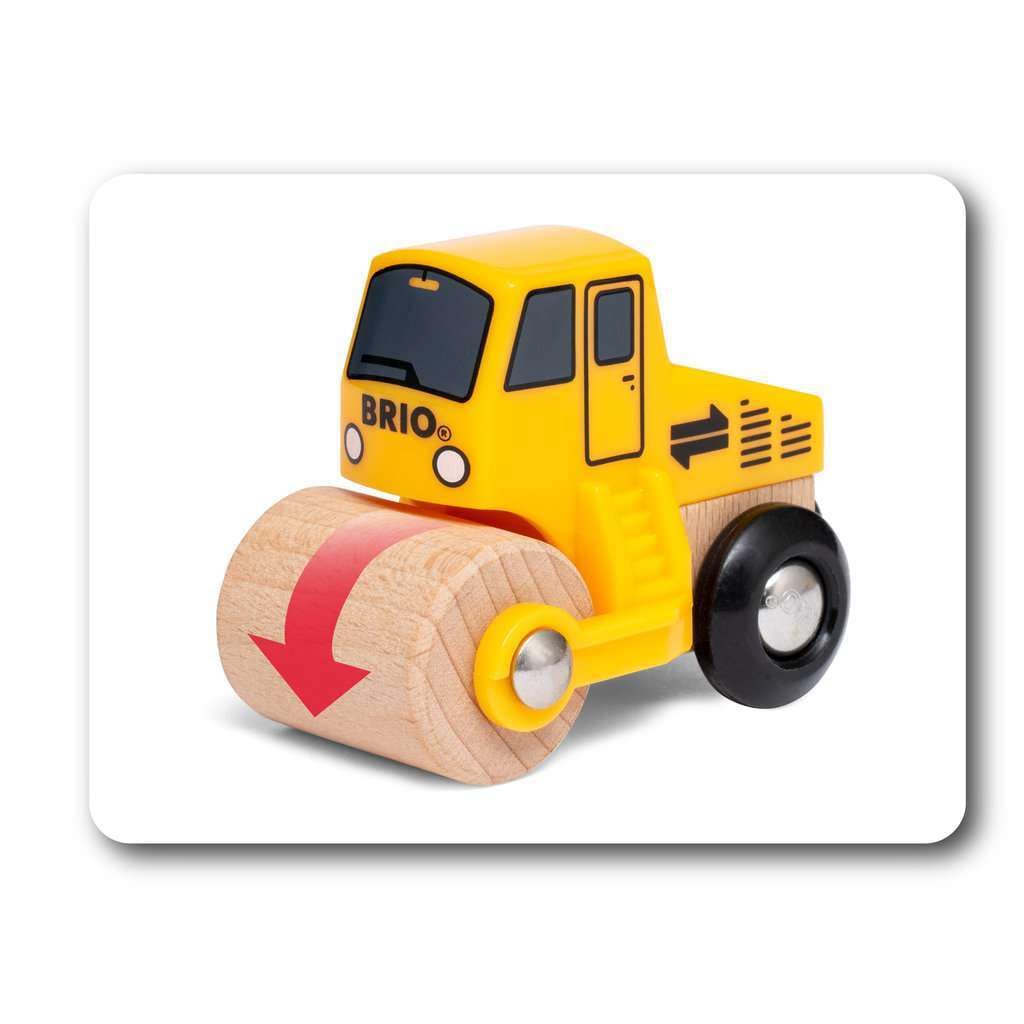 BRIO FSC-certified wood in construction vehicles emphasizes sustainable materials and quality.