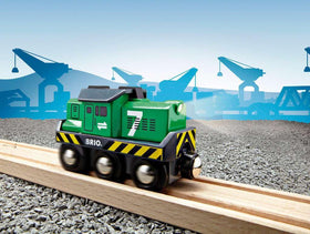 BRIO Freight Battery Engine side profile highlights compact design for versatile layouts.