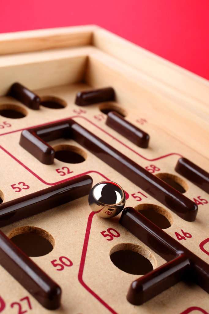 BRIO Labyrinth steel ball navigating toward finish for concentration.