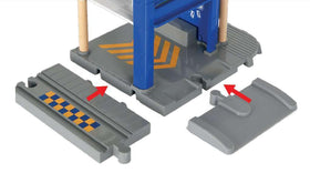 BRIO 33813 compatibility with BRIO Railway enables bigger layouts