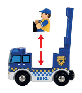 BRIO 33813 interior play area highlights compact, imaginative spaces