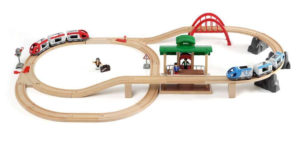 BRIO red line train in travel set for vibrant storytelling and quick route changes