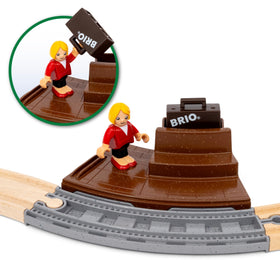 BRIO World 36079 luggage adds authentic travel detail for pretend trips.