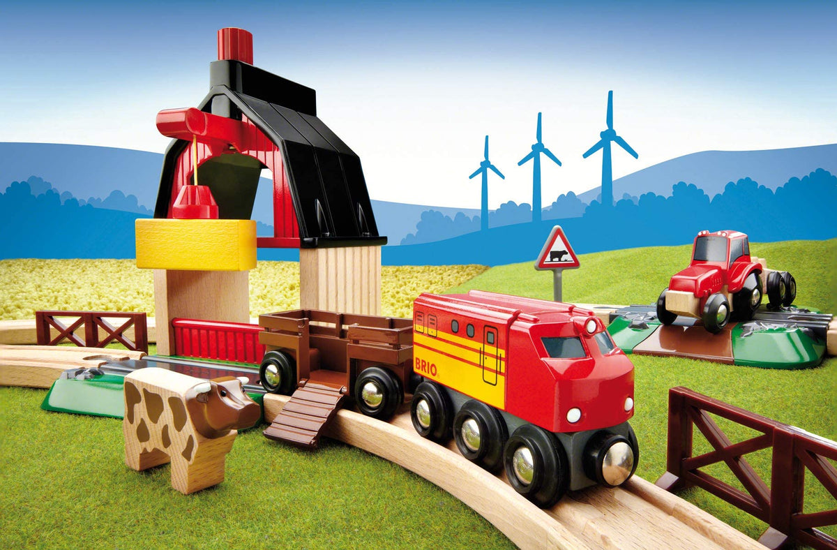 BRIO World Farm Railway Set track crossing for safe train-road interaction