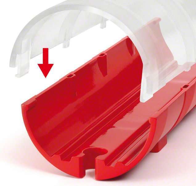 BRIO World magnetic couplings enable easy connections to other BRIO sets