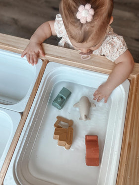 Brooklyn Neutral car beach toy for outdoor water and sand fun