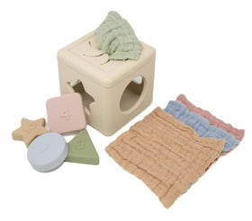 Brooklyn Neutral silicone shape sorter circle for early cognitive play