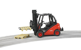 Bruder Linde H30D forklift with adjustable forks supports customized load handling.