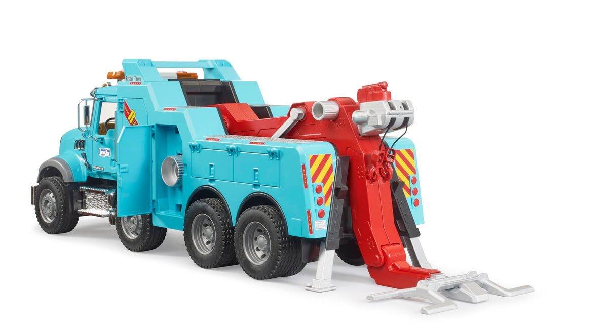 Bruder Mack Granite rescue wrecker light and sound module creates immersive day and night play