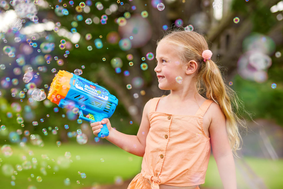 Bunch O Bubbles motorized bubble blaster bubble cloud for lively summer fun.