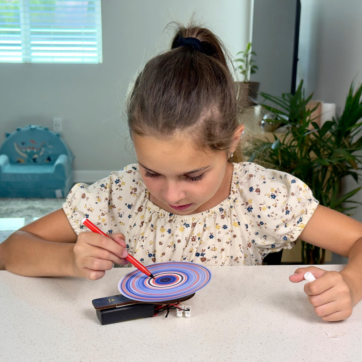 Butterfly EduFields screen-free play offers focused, interactive discovery.