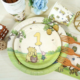 Caisehabu Winnie birthday table setup for cohesive party look