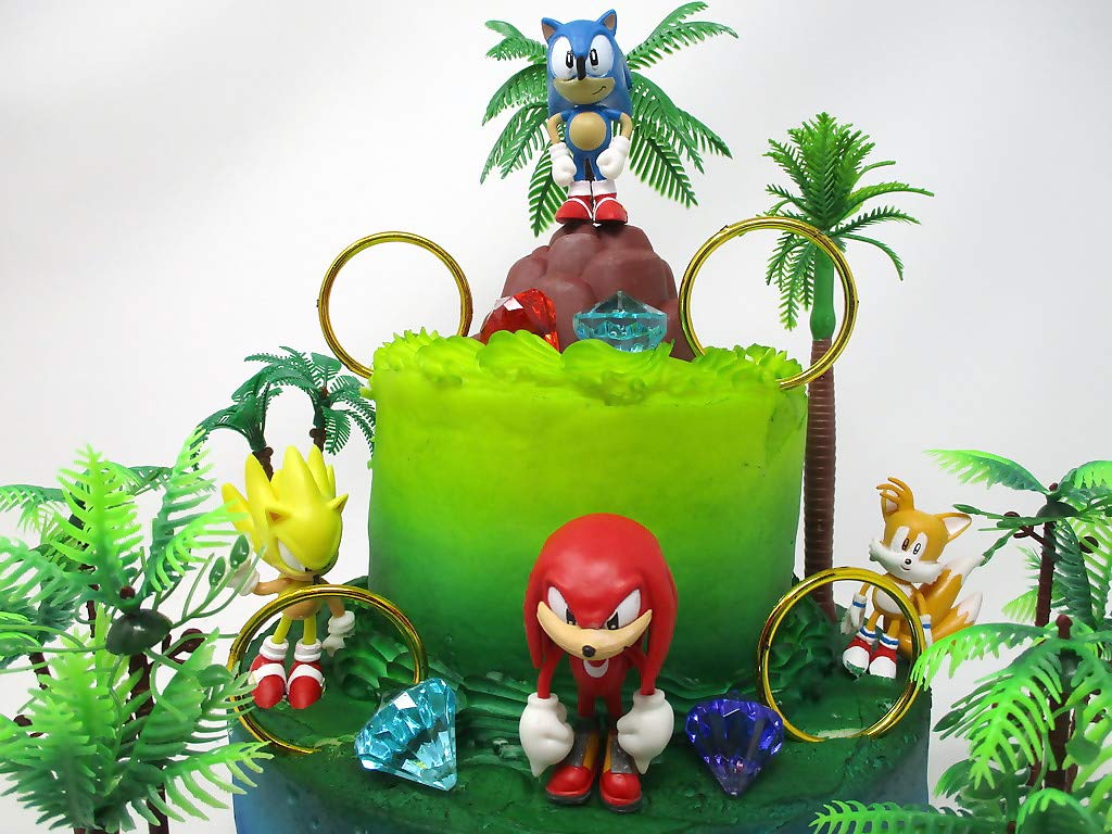 Cake Topper deluxe set presents a cohesive Sonic theme for celebrations