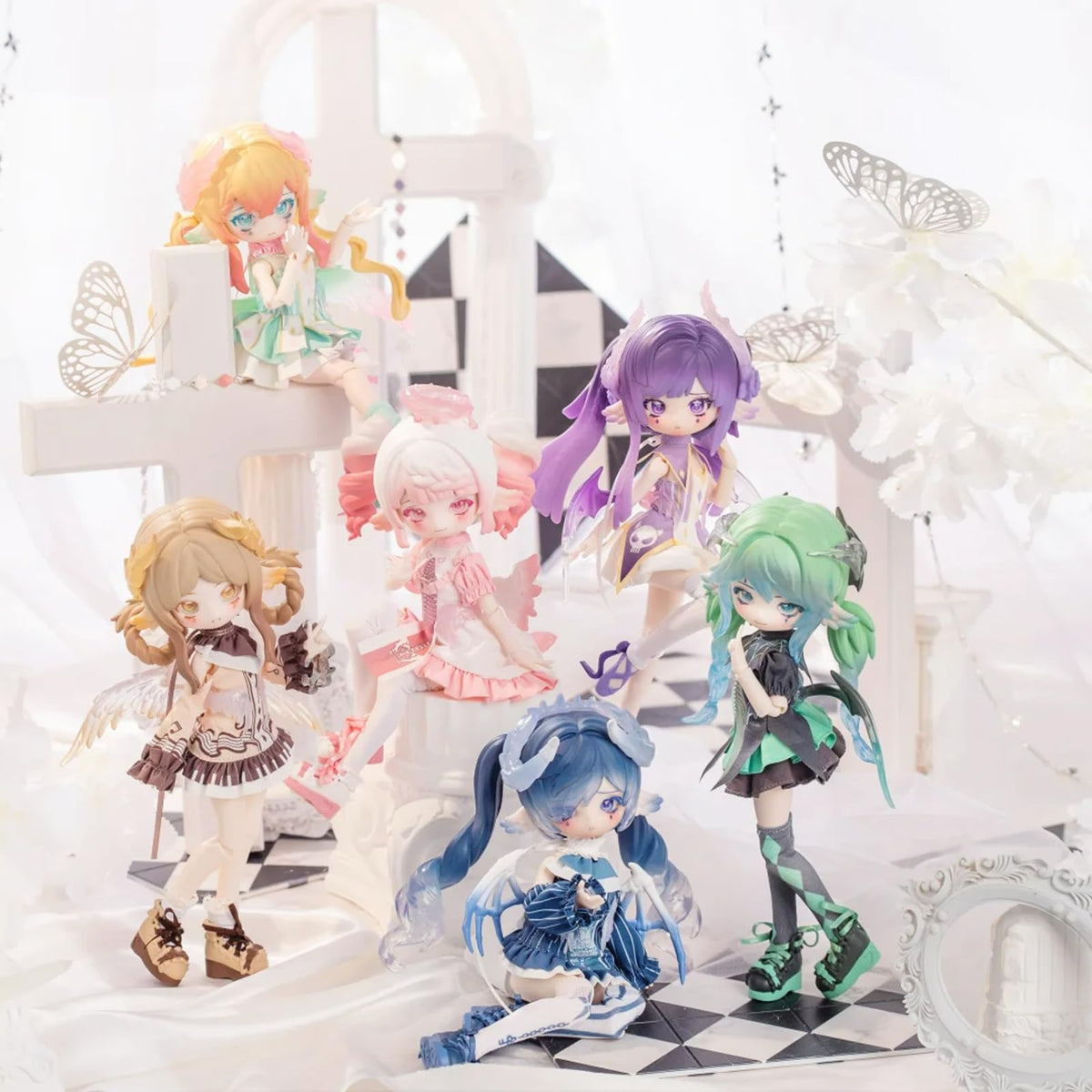 CALEMBOU Luluya Symphonic Poetry 16cm doll collectors display piece for shelves.