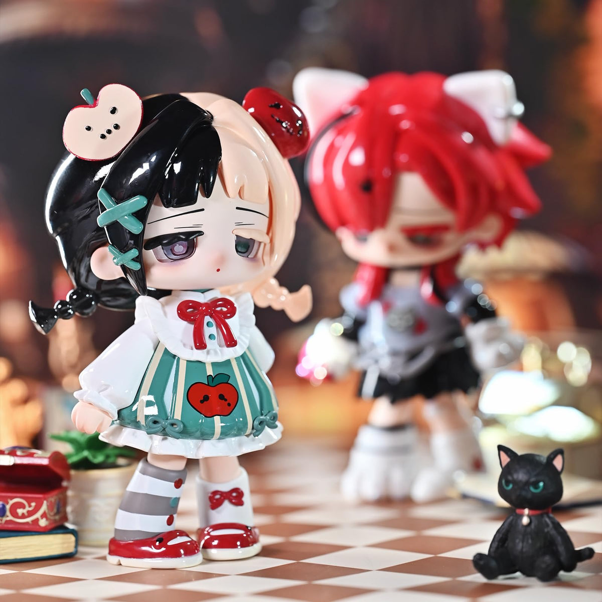 Calembou Missy Series detailed face features cute styling for display